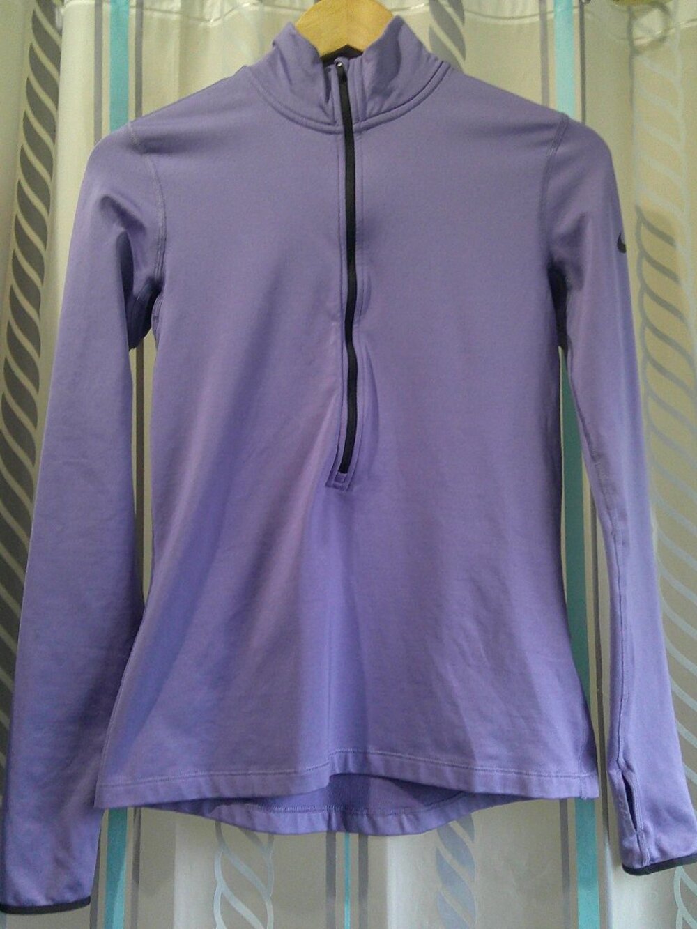 "NIKE PRO" Dri-Fit Warmth 1/2 Zip Fitted Running Shirt Thumb Holes Woman M
